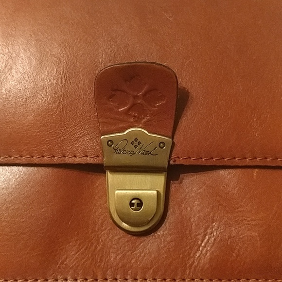 Patricia Nash Leather Crossbody / Clutch / Wriset - Picture 3 of 8